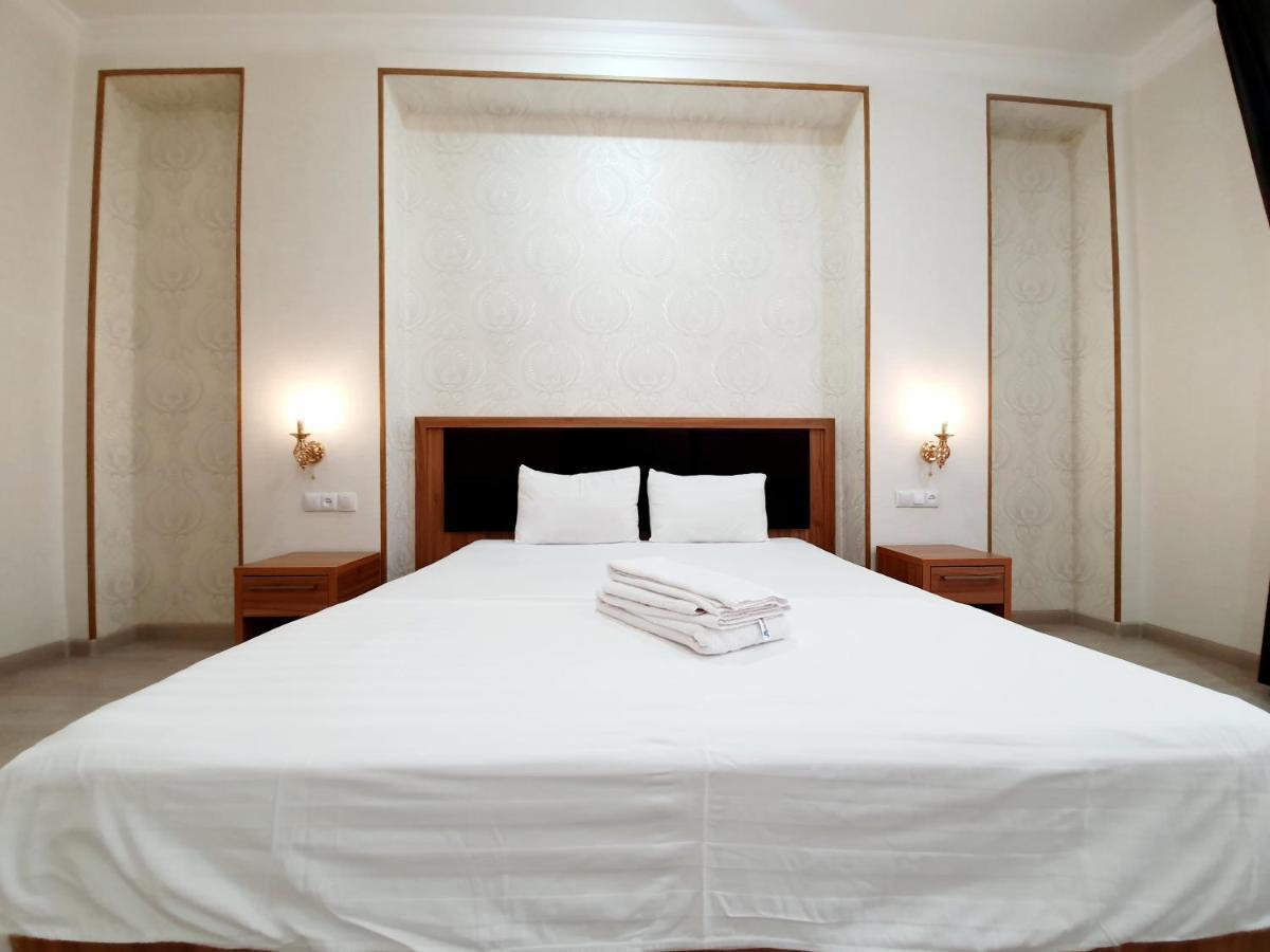 Baraka Hotel Tashkent Esterno foto