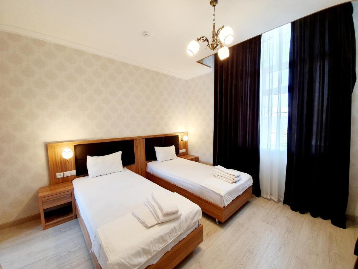 Baraka Hotel Tashkent Esterno foto